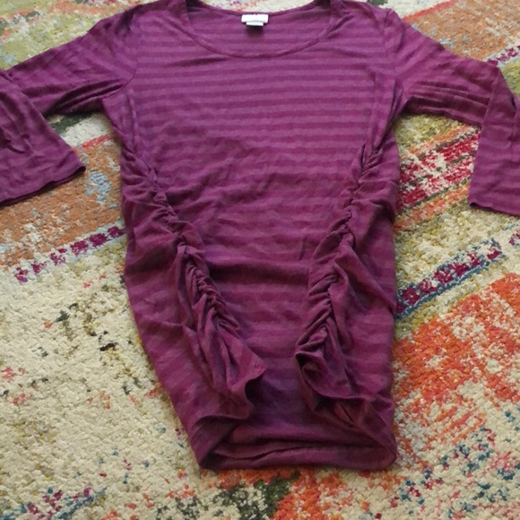 🧜🏼‍♀️3 for $15 item!🧜🏼‍♀️rouchedsides3/4sleeve - Picture 2 of 3